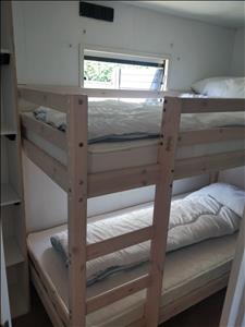 Geheel gerenoveerde stacaravan midden Frankrijk, Auvergne. 