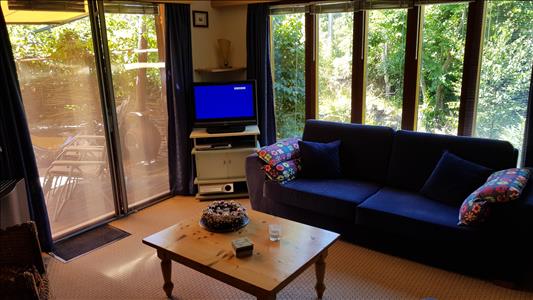 Vanaf € 320,-. Texel - Luxe Chalet (2 volwassenen, 2 kinderen) op schitterende locatie vlak bij bos en strand - "Ta Lème"